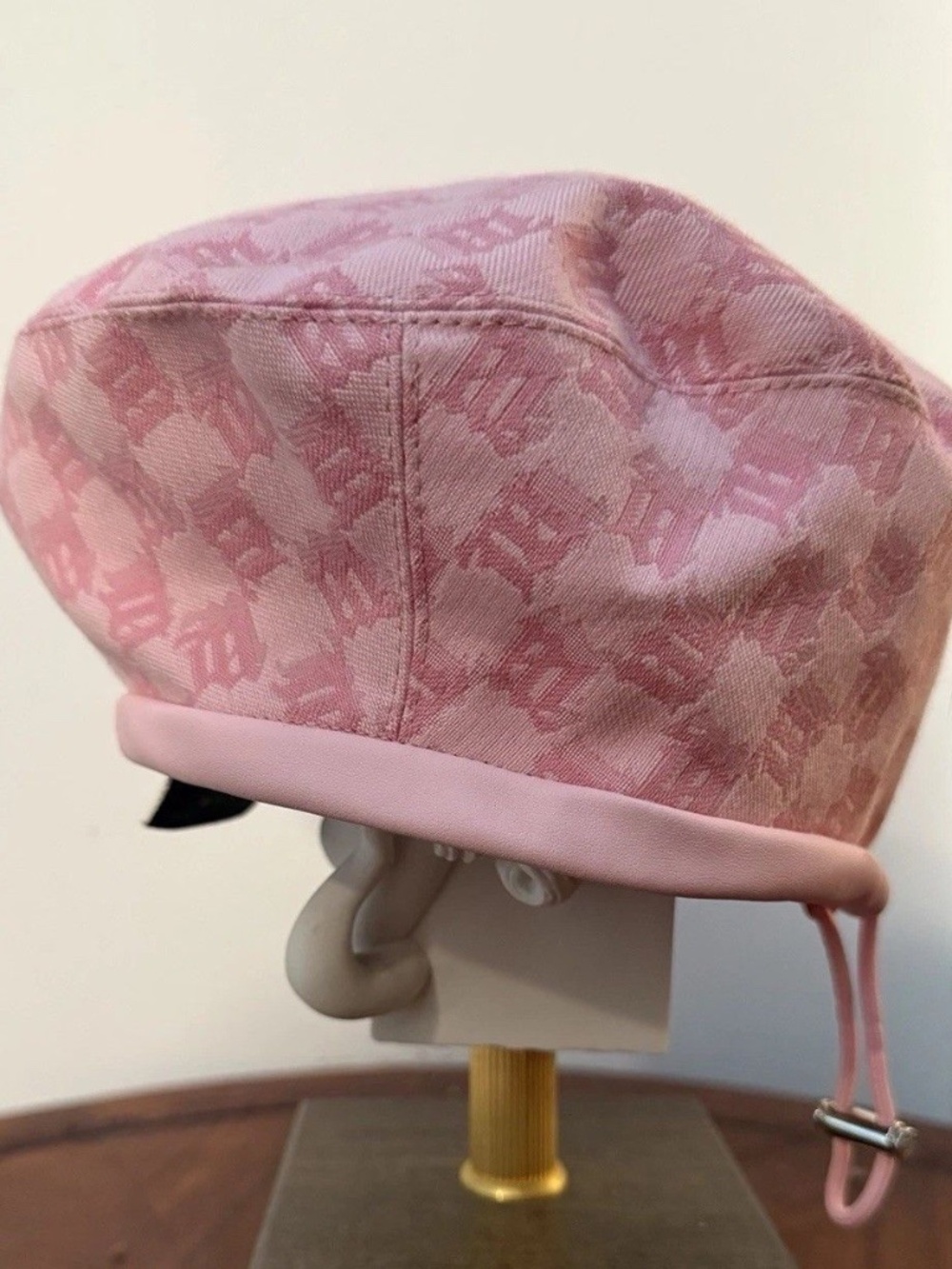 Misbhv Inside A Dark Echo Pink Beret Hat New With Defects